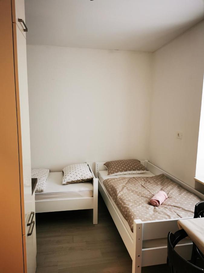 Apartments Pr' Stormanu Kanal Екстериор снимка